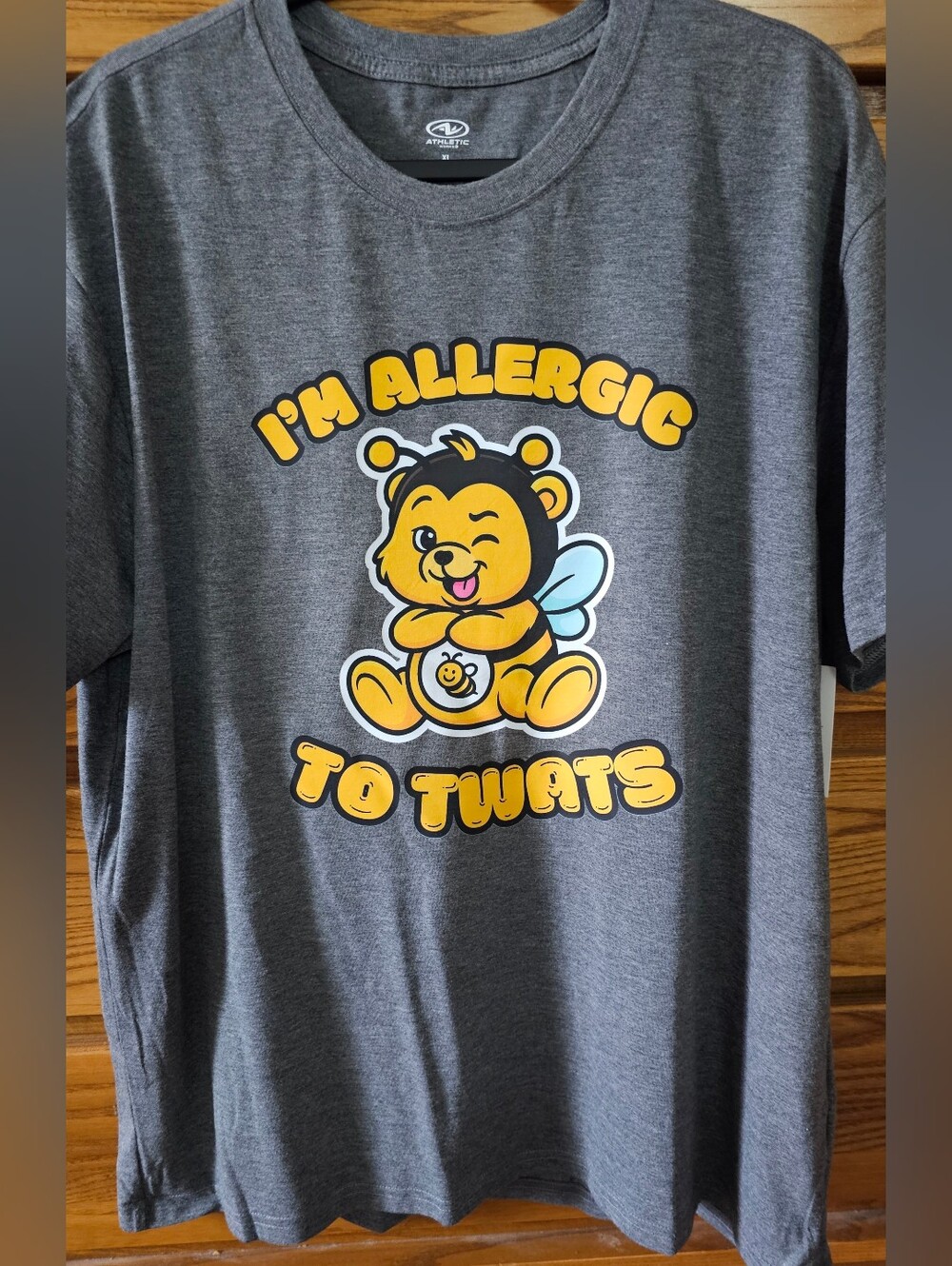 Graphic T-Shirt Funny Bee "I'm Allergic To Twats" sz XL